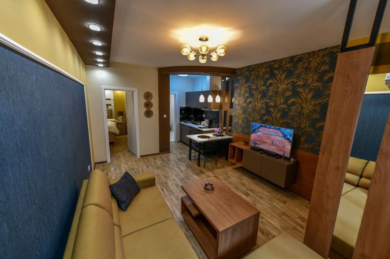 Apartman Dolar คราลเยโว ภายนอก รูปภาพ
